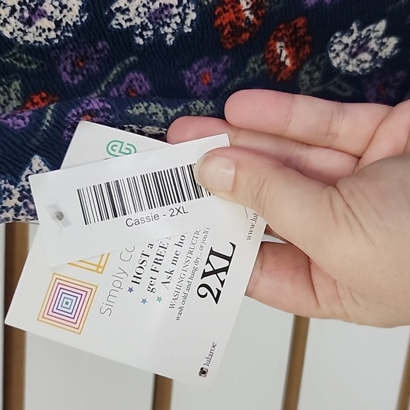 Floral pencil skirt 2x LLR - Picture 3 of 3